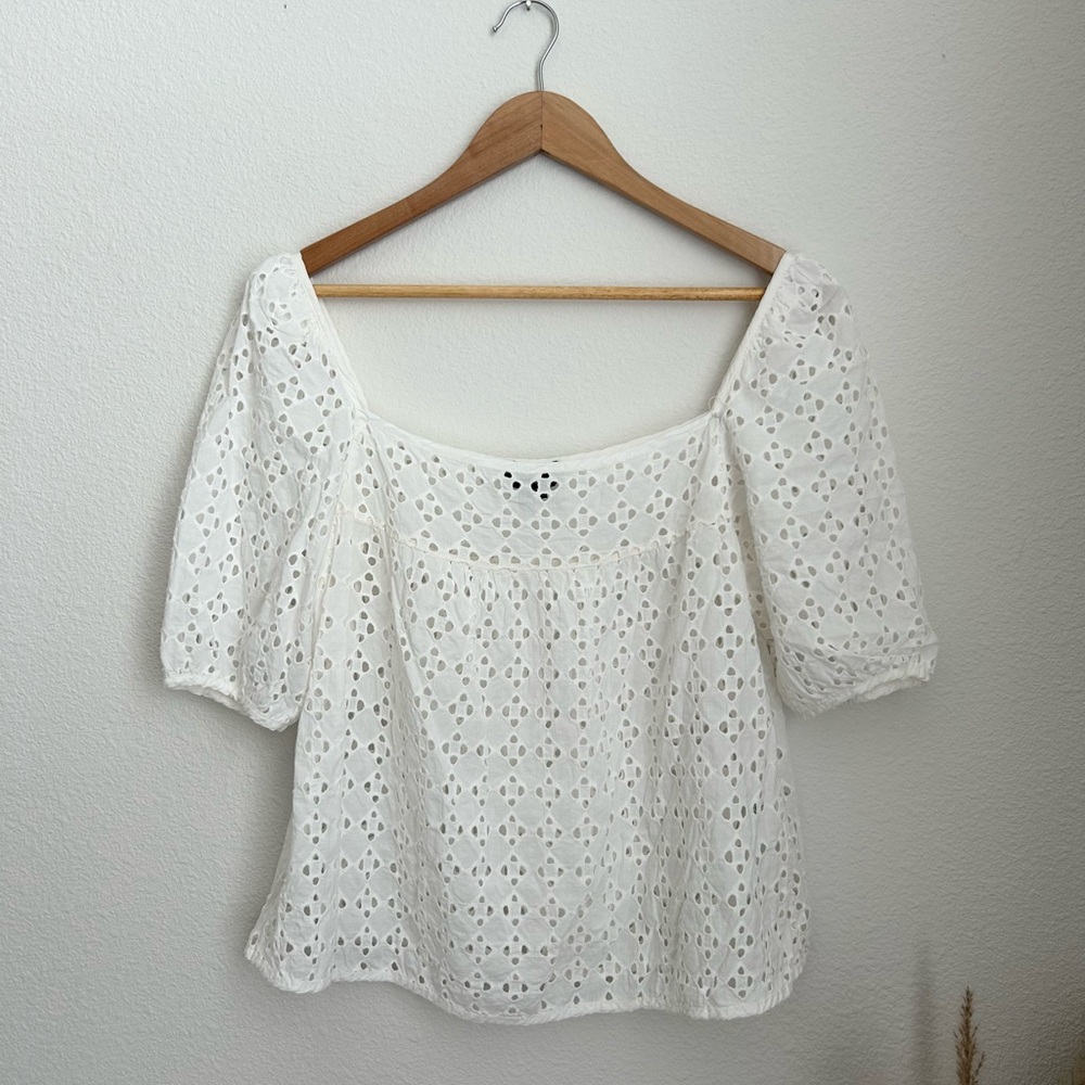 American Eagle AE Studio White Eyelet Blouse - Small